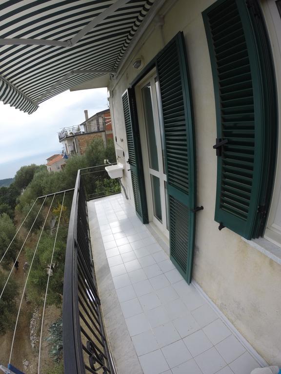 Casa Vacanze Domus เชนโตลา ภายนอก รูปภาพ